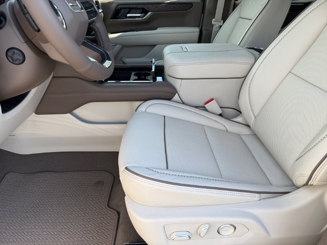 2026 GMC Yukon Denali - Photo 11
