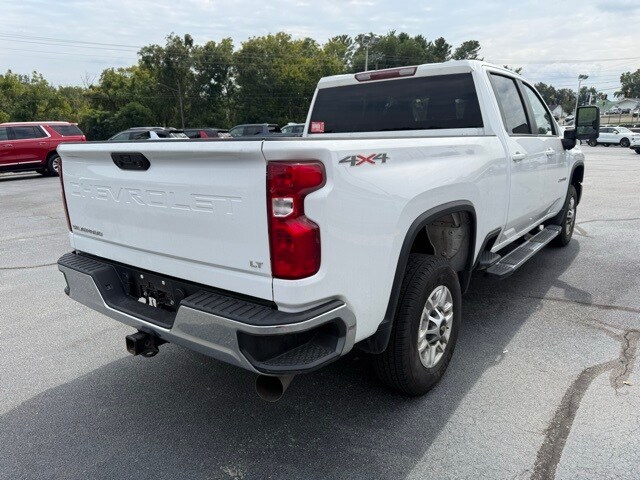 2024 Chevrolet Silverado 2500HD LT photo 3