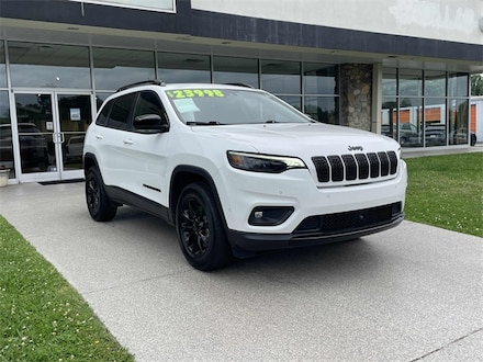 2023 Jeep Cherokee Altitude Lux SUV
