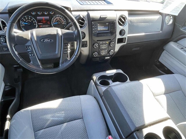 2014 Ford F-150 XLT photo 2