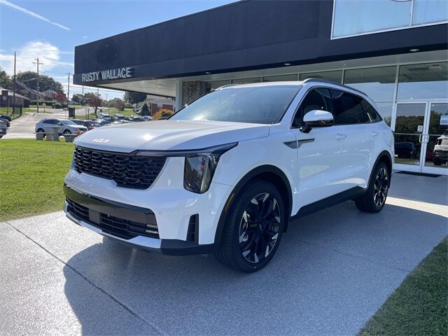 2026 Kia Sorento EX photo 3