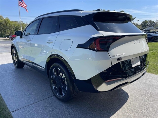 2026 Kia Sportage Hybrid photo 3