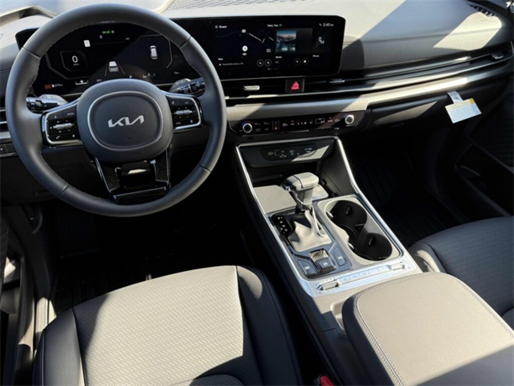 New 2026 Kia Carnival SX Van Passenger Van