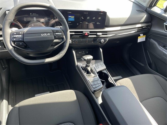 2026 Kia Sportage LX photo 2