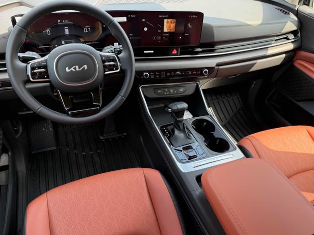 New 2026 Kia Carnival EX Van Passenger Van