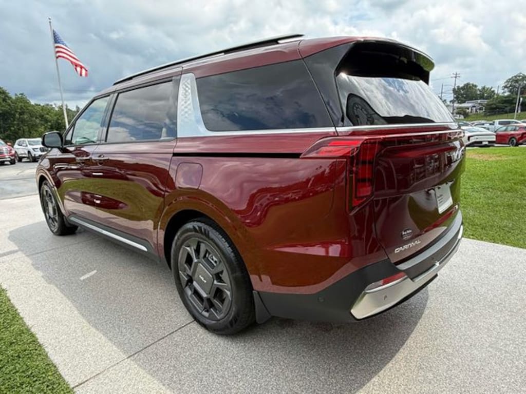 New 2026 Kia Carnival SX Van Passenger Van