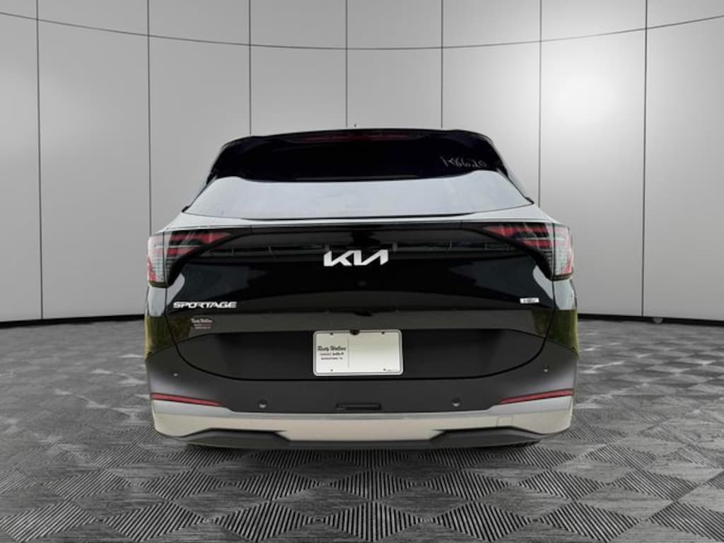 New 2026 Kia Sportage Hybrid EX SUV