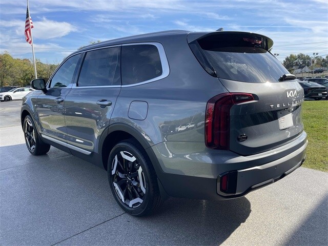 2025 Kia Telluride S photo 4