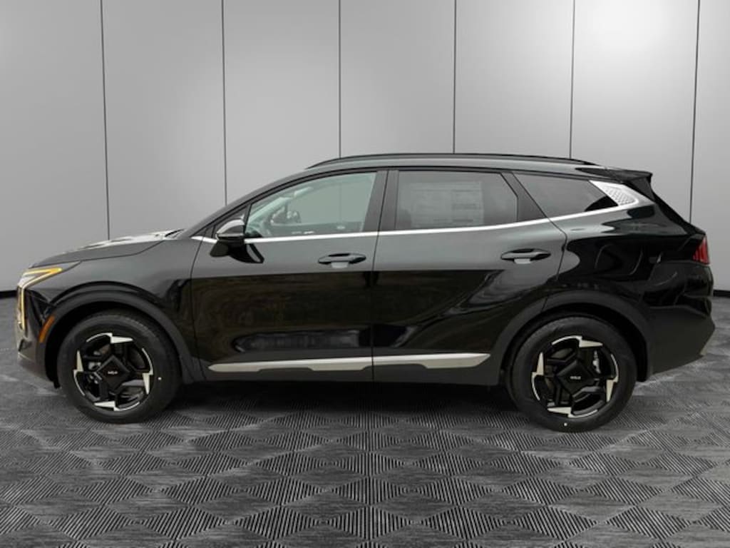 New 2026 Kia Sportage Hybrid EX SUV