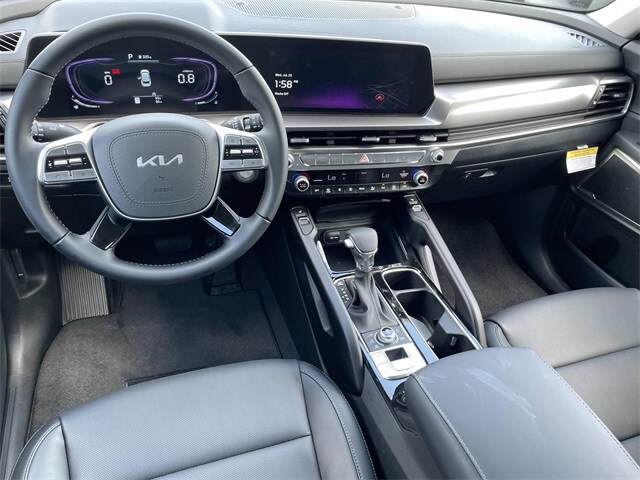 2025 Kia Telluride S photo 2