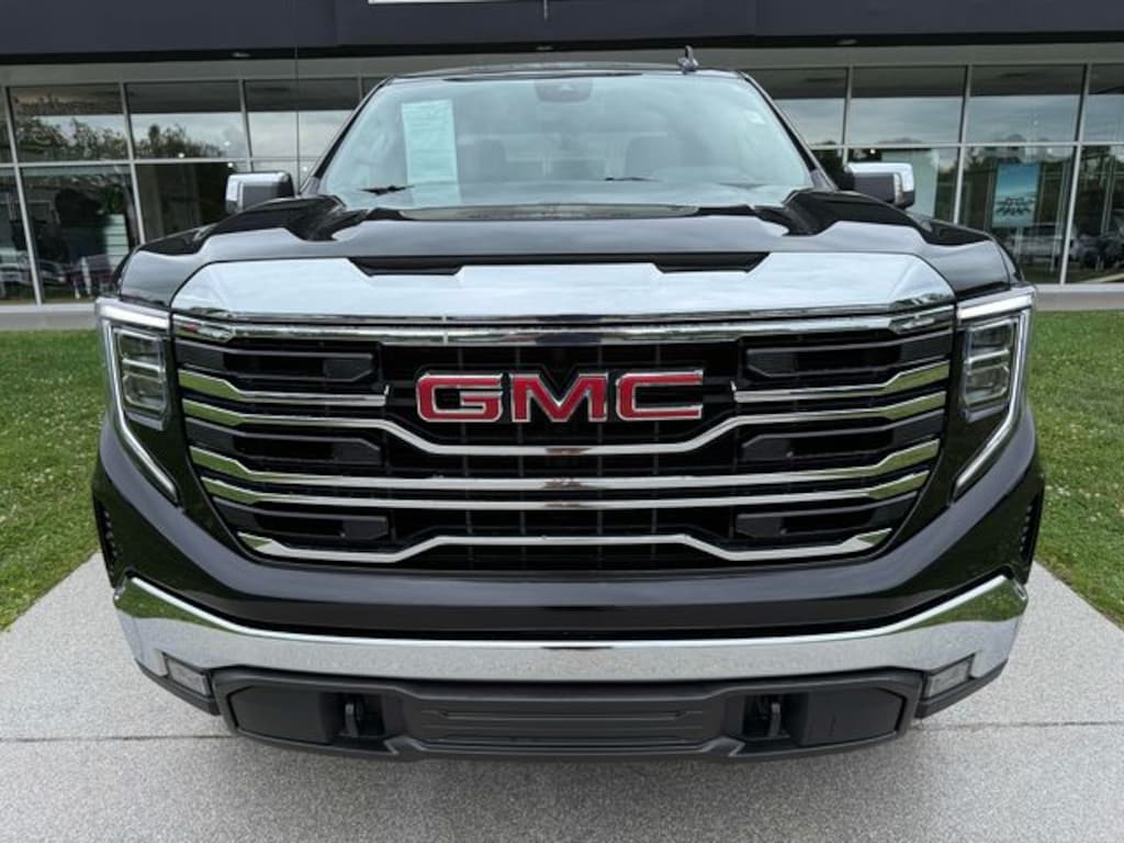 Used 2023 GMC Sierra 1500 SLT Truck Crew Cab