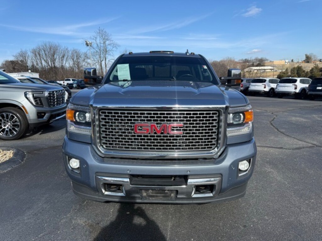 Used 2016 GMC Sierra 3500HD Denali Truck Crew Cab