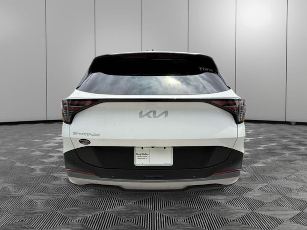 New 2026 Kia Sportage LX SUV