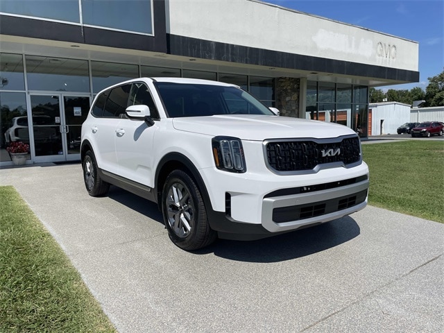 2025 Kia Telluride LX's photo