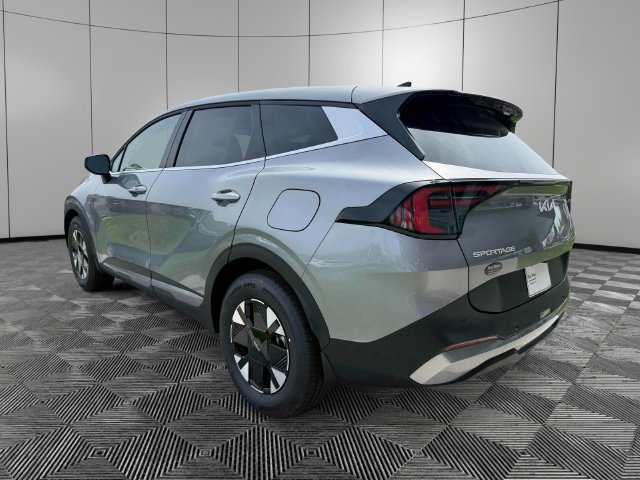New 2026 Kia Sportage Hybrid LX SUV