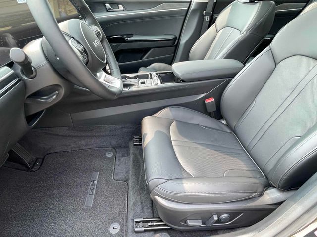 2025 Kia K5 EX - Photo 16
