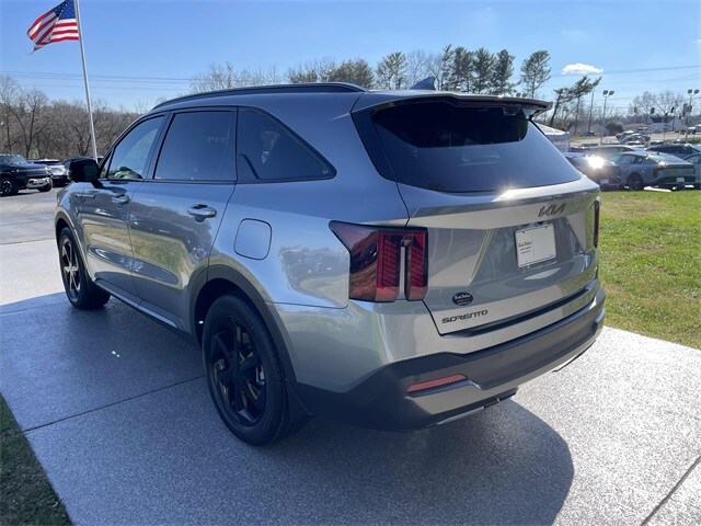 2026 Kia Sorento Hybrid X-Line SX Prestige photo 3