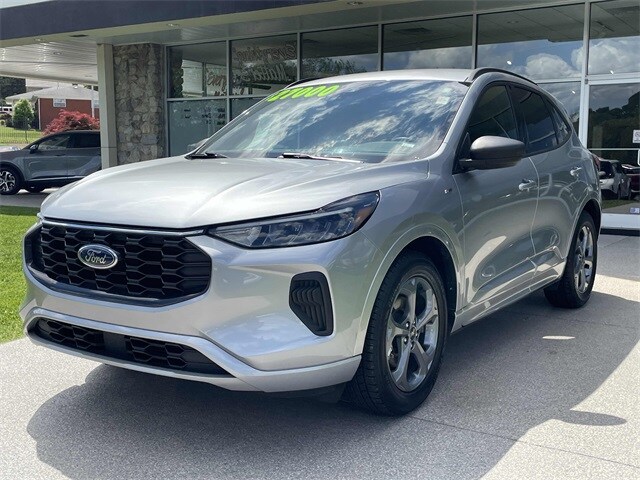 2024 Ford Escape ST-Line photo 3