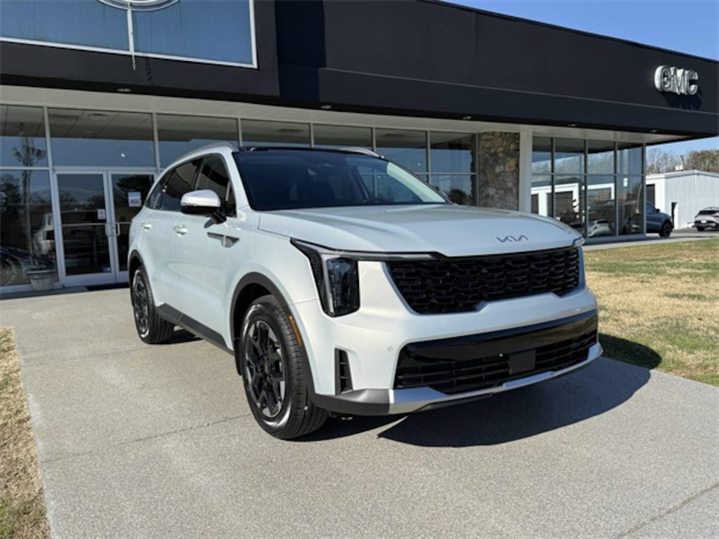 New 2026 Kia Sorento S SUV