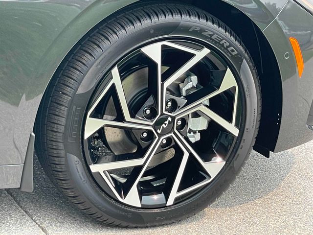 2025 Kia K5 EX - Photo 17
