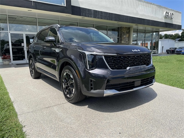 2025 Kia Sorento S's photo