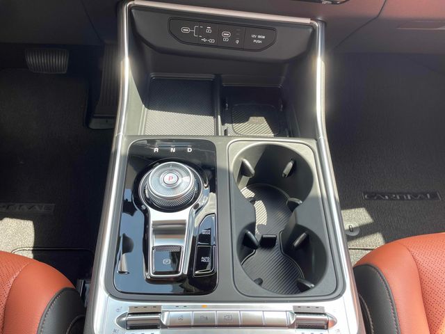 2025 Kia Carnival SX Prestige - Photo 19