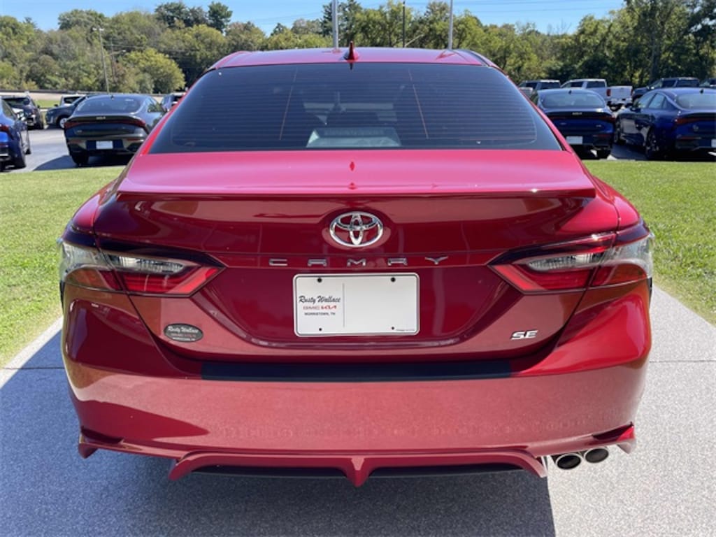Used 2022 Toyota Camry SE Sedan