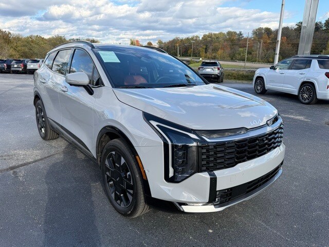 2026 Kia Sportage Hybrid photo 3