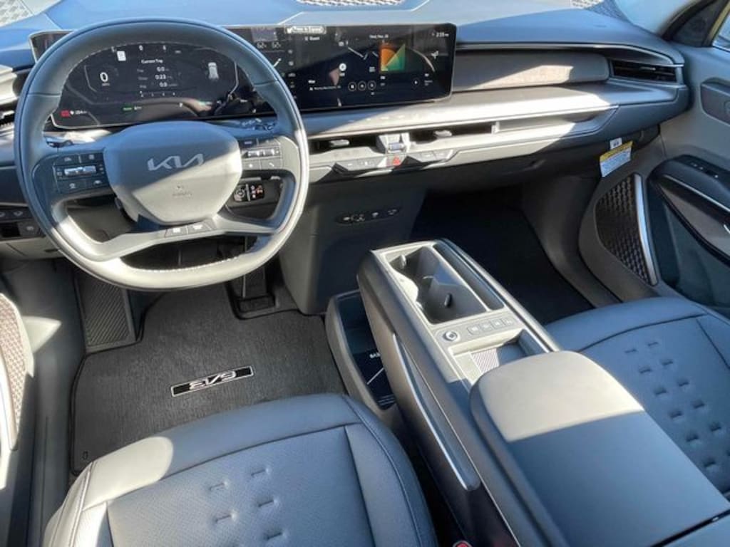New 2026 Kia EV9 Wind SUV