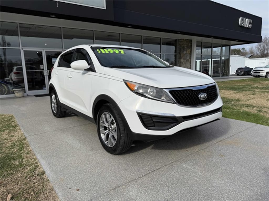 Used 2016 Kia Sportage LX FWD SUV