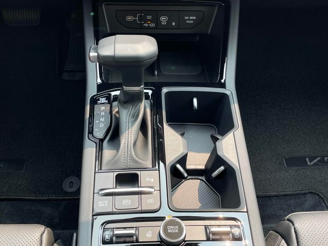 2025 Kia K5 EX - Photo 10