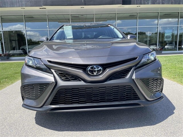 2023 Toyota Camry SE photo 2