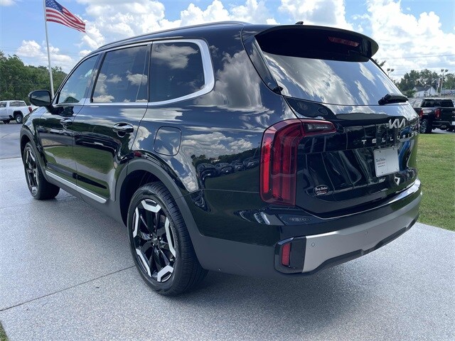 2025 Kia Telluride S photo 4