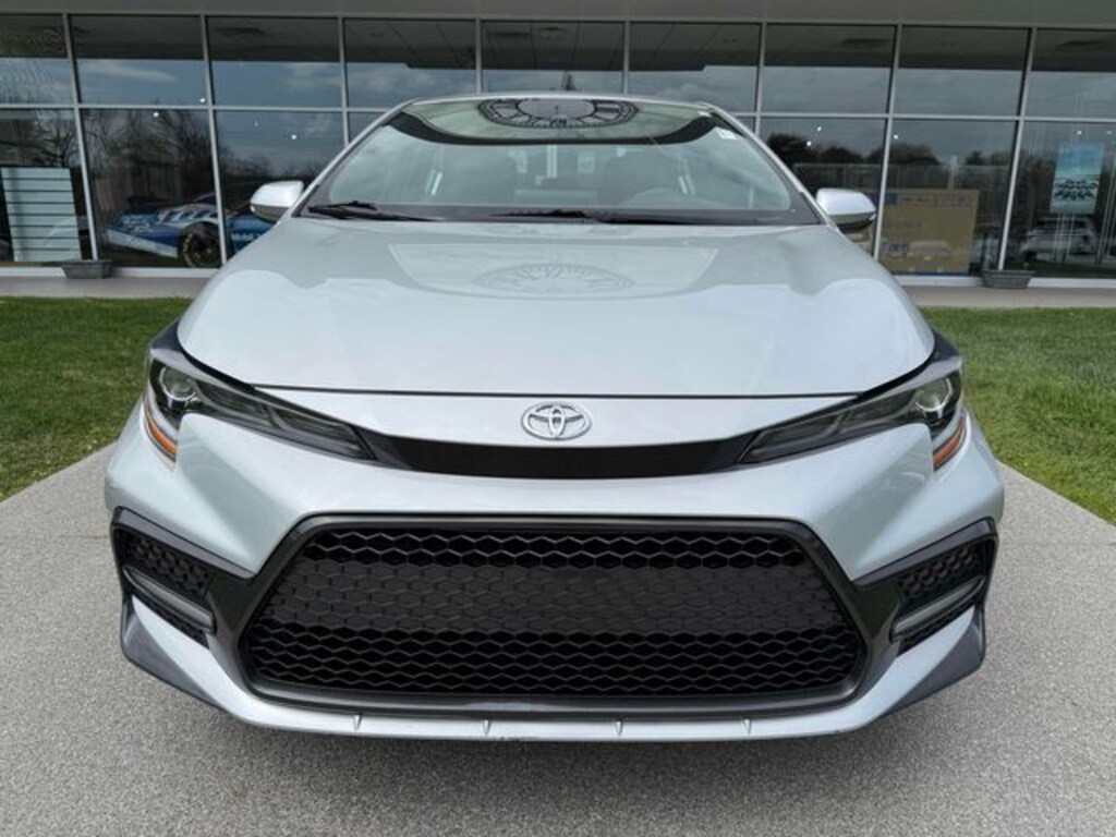 Used 2020 Toyota Corolla SE Sedan