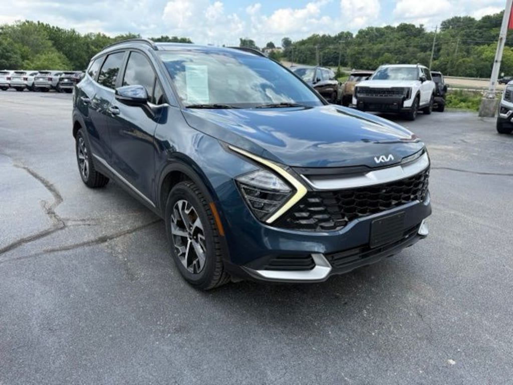 Used 2025 Kia Sportage Hybrid EX SUV