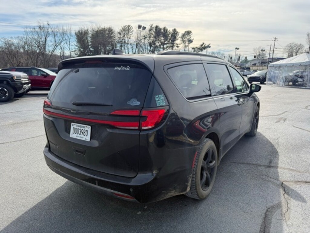 Used 2021 Chrysler Pacifica Touring Van Passenger Van