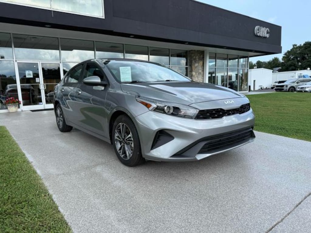 Used 2024 Kia Forte LXS Sedan