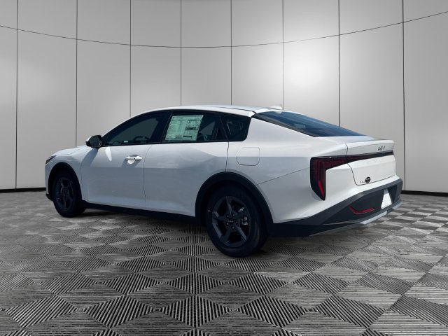 New 2026 Kia K4 LXS Sedan