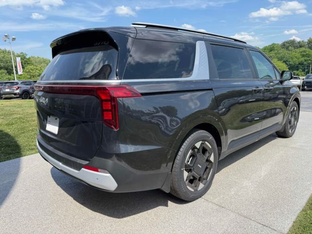 New 2026 Kia Carnival EX Van Passenger Van