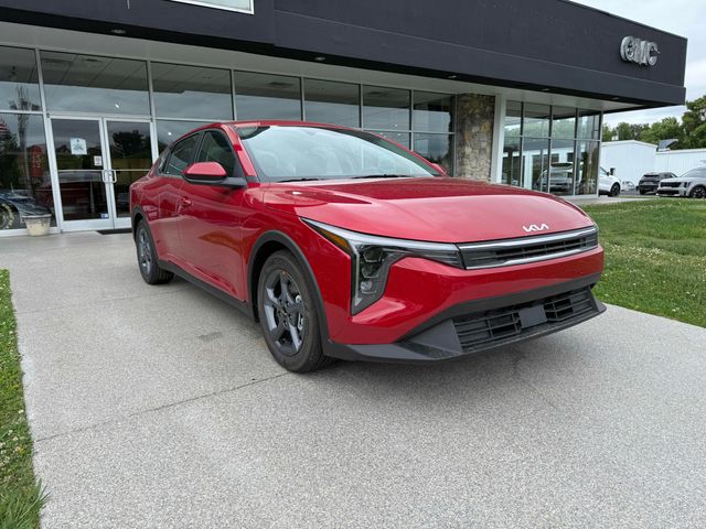 New 2026 Kia K4 LXS