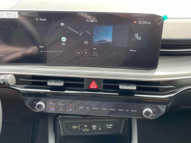 2025 Kia K5 EX - Photo 8