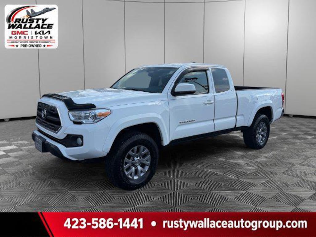 Used 2017 Toyota Tacoma SR5 V6 Extended Cab