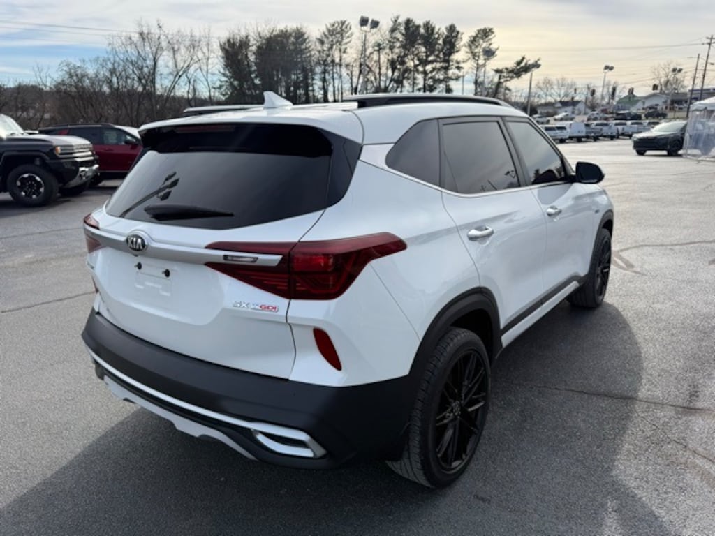 Used 2021 Kia Seltos SX SUV