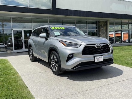 2021 Toyota Highlander XLE SUV