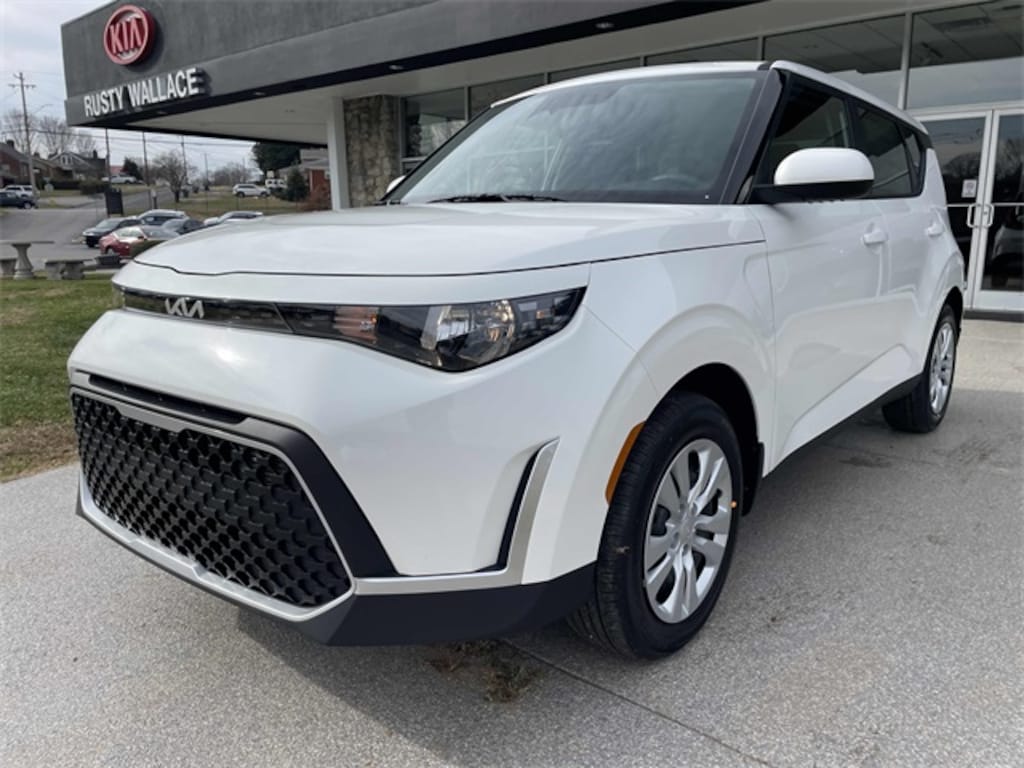 New 2025 Kia Soul LX Hatchback