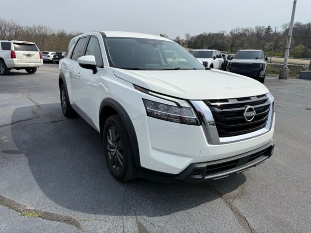 Used 2022 Nissan Pathfinder S SUV