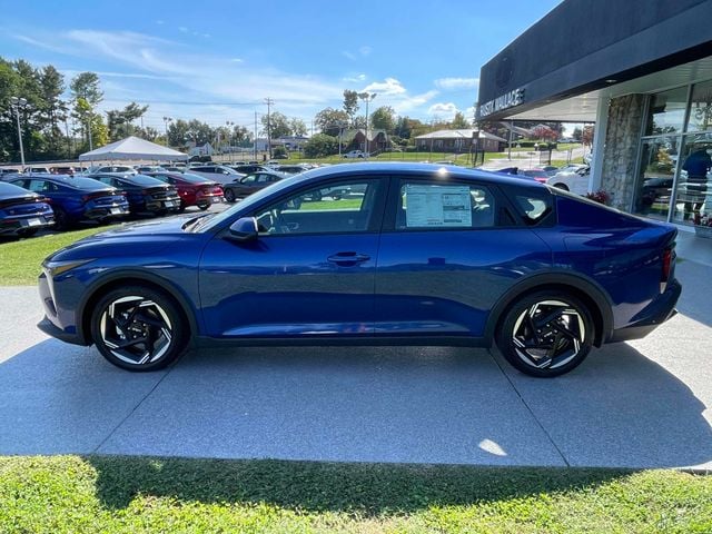 2025 Kia K4 EX - Photo 13