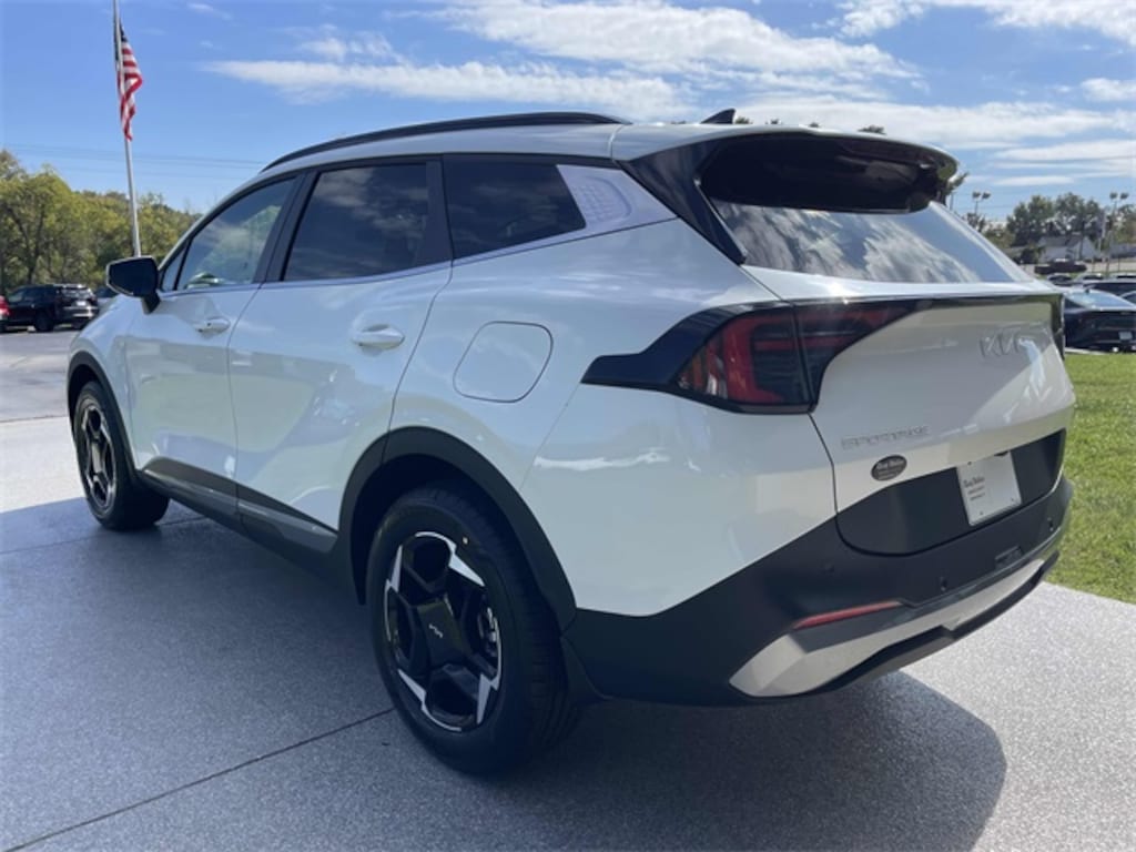New 2026 Kia Sportage Hybrid EX SUV