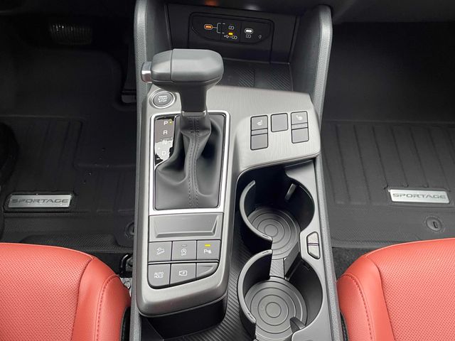 2026 Kia Sportage SX - Photo 8