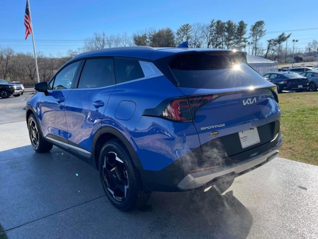 New 2026 Kia Sportage EX SUV